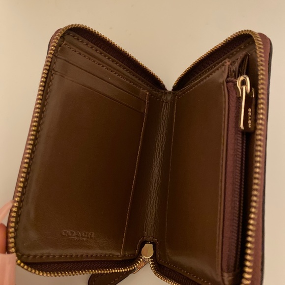 Coach Wallet - Picture 3 of 5